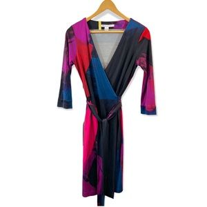 DVF Wrap Dress Silk in Abstract Pink, Red, Black Diane Von Furstenberg 4